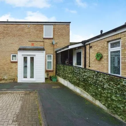 Buy this 3 bed house on Stamford Close in Swindon, SN5 8LD