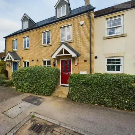 Buy this 3 bed townhouse on George Alcock Way in Farcet, PE7 3DU