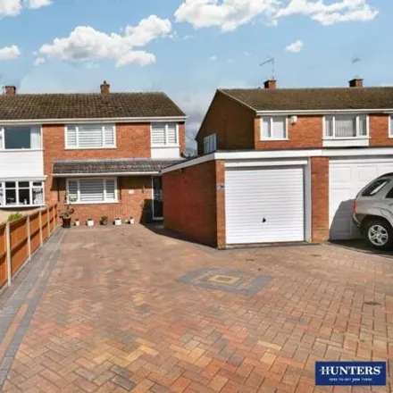Buy this 3 bed duplex on Wellhouse Close in Wigston, LE18 2RQ