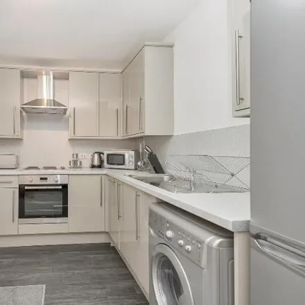 Rent this 3 bed apartment on Gilfillan Memorial Church in 24 Whitehall Crescent, Central Waterfront