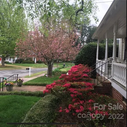 Image 3 - 253 North Mulberry Street, Statesville, NC 28677, USA - House for sale
