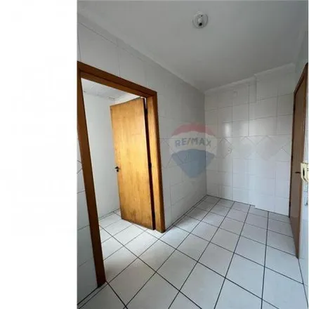 Rent this 1 bed apartment on Edifício Altavista in Rua Saldanha Marinho 496, Centro