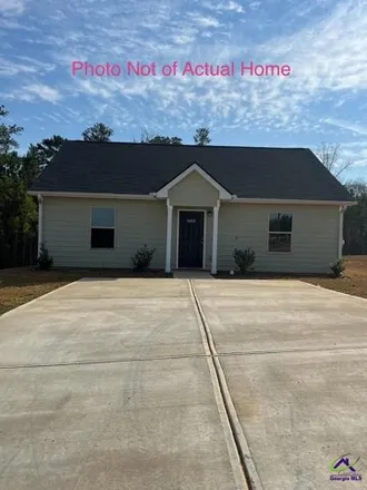 Buy this 3 bed house on Shirley Court in Macon, GA 31210