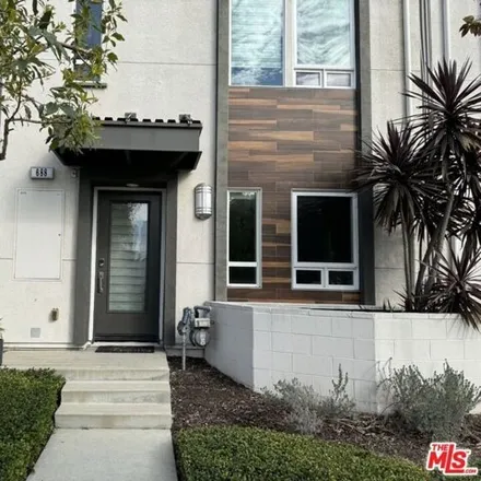 Rent this 2 bed house on 692 North Gramercy Place in Los Angeles, CA 90004