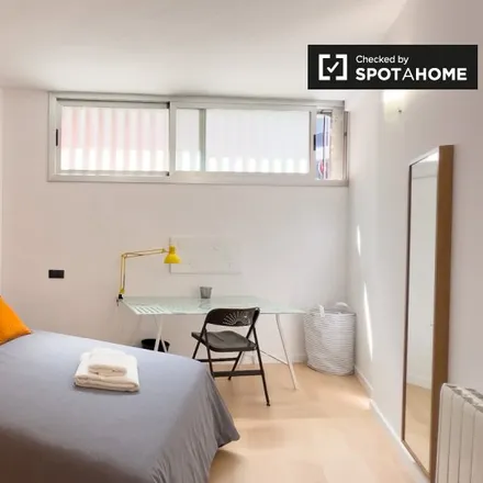 Rent this 3 bed room on Rambla de la Muntanya in 92, 08041 Barcelona