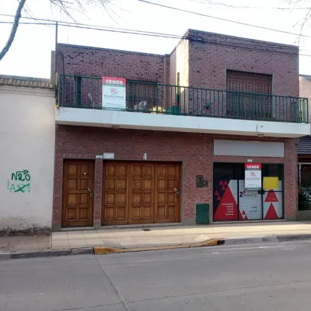 Buy this studio house on Calle 28 492 in Histórico, Mercedes
