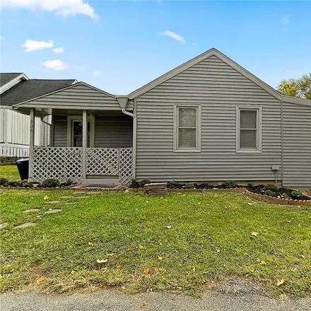 Buy this 2 bed house on 906 Daniel Drive in Collinsville, IL 62234