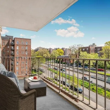 Buy this studio apartment on 2601 Henry Hudson Parkway West in New York, NY 10463