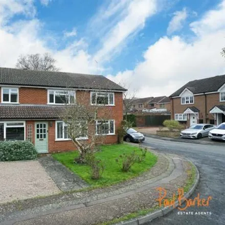 Buy this 4 bed house on Willowside in London Colney, AL2 1DP
