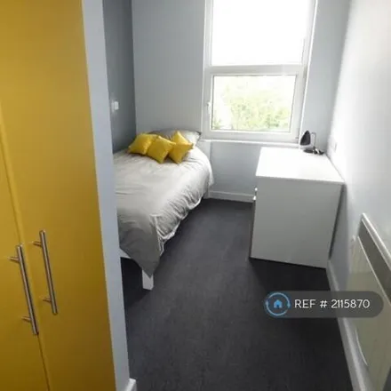 Rent this 1 bed apartment on The Stack in Luton, Bedfordshire