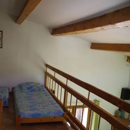Rent this 4 bed house on Avenue du Comte de Provence in 83380 Roquebrune-sur-Argens, France