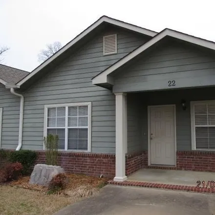 Rent this 3 bed apartment on unnamed road in Conway, AR 72033