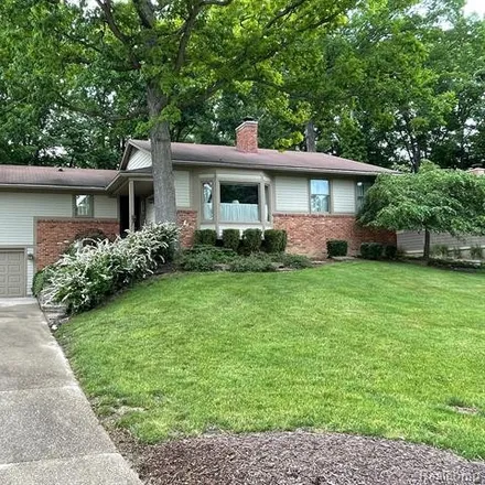Buy this 3 bed house on 519 Campus Road in Rochester Hills, MI 48309