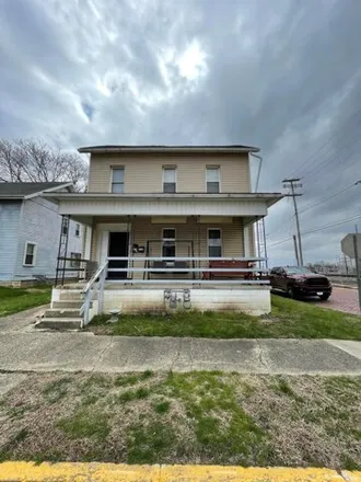 Buy this studio house on 313 South Western Avenue in Circleville, OH 43113