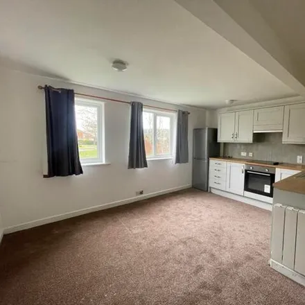 Image 5 - Cornfield Drive, Lichfield, WS14 9UG, United Kingdom - Apartment for rent