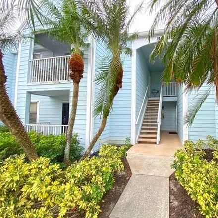 Rent this 2 bed condo on 1161 3rd Avenue in Indian River County, FL 32960