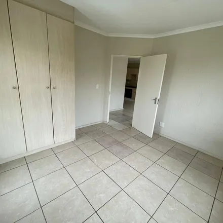 Image 7 - Ebony Street, Klippoortjie, Gauteng, 1418, South Africa - Apartment for rent