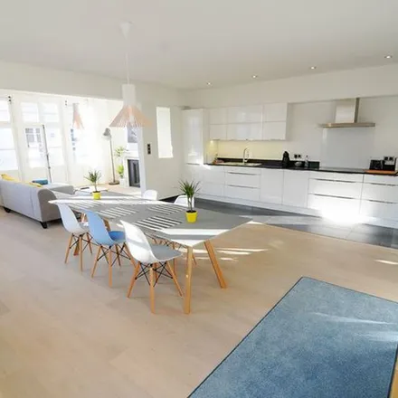 Rent this 2 bed apartment on Rijschoolstraat 31 in 3000 Leuven, Belgium