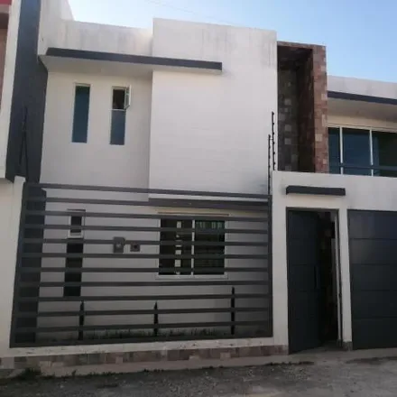 Rent this 4 bed house on unnamed road in 50260 Santiago Tlacotepec, MEX