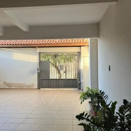 Rent this 2 bed apartment on Rua Dom Aquino in Vila Humaitá, Santo André - SP