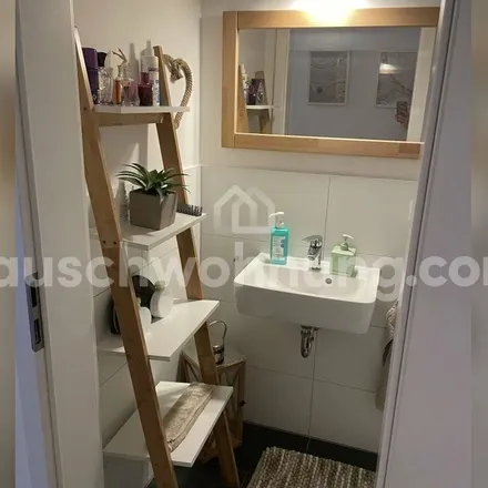 Rent this 3 bed apartment on Oerschbachstraße 8 in 40599 Dusseldorf, Germany