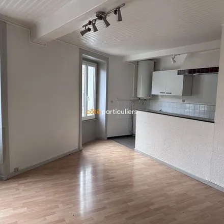 Rent this 3 bed apartment on La Méridienne in 63670 La Roche-Blanche, France