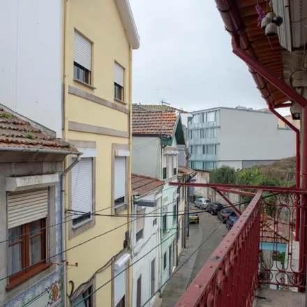 Image 9 - Rua da Fonte de Massarelos, 4050-015 Porto, Portugal - Apartment for rent