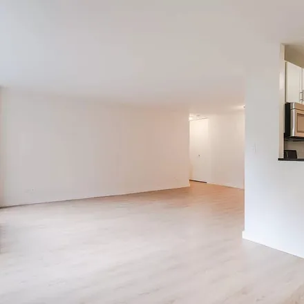 Rent this 3 bed apartment on 120 West 97th Street in New York, NY 10025