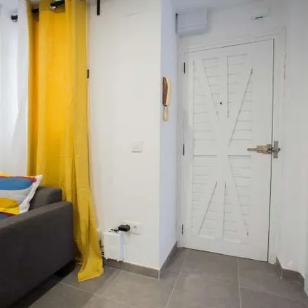 Image 3 - Institut d'Educació Secundària El Grao, Carrer d'Escalante, 46011 Valencia, Spain - Apartment for rent
