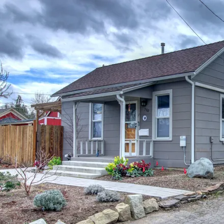 Buy this 2 bed house on Eureka Street in Ashland, OR 97520
