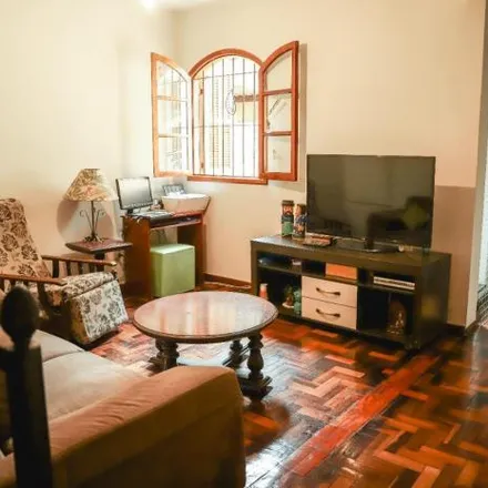 Buy this 4 bed house on Rua 41 in Laranjal, Volta Redonda - RJ