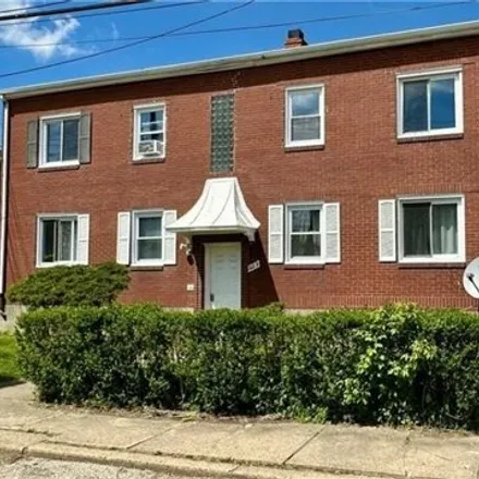 Buy this studio house on 369 Smith Way in Pittsburgh, PA 15211