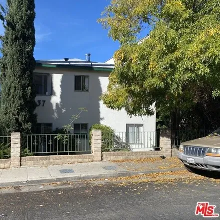 Image 3 - 10253 Commerce Avenue, Los Angeles, CA 91042, USA - House for sale