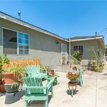 Image 6 - 1622 East 46th Street, Los Angeles, CA 90011, USA - House for sale