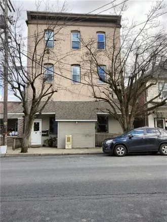 Image 1 - 137 Garibaldi Avenue, Roseto, Northampton County, PA 18013, USA - Apartment for rent