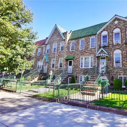 Image 3 - 2047 Coyle Street, New York, NY 11229, USA - Townhouse for sale