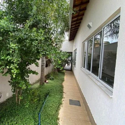 Buy this 3 bed house on Rua Celso Ferreira Pinto in Sede, Contagem - MG