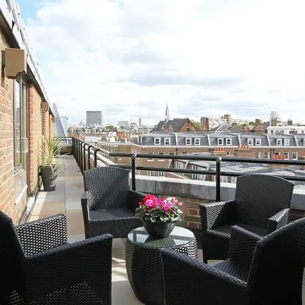 Rent this 3 bed apartment on 7 Holbein Place in London, SW1W 8NS