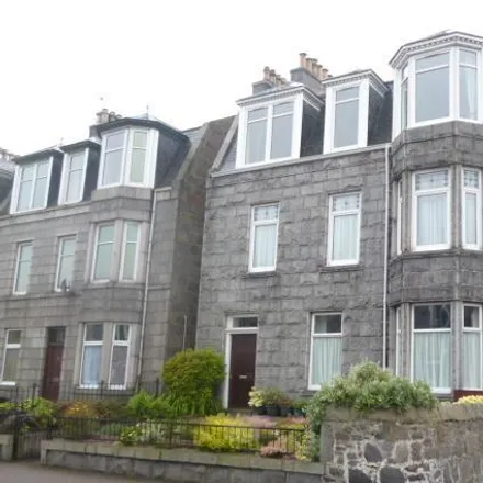Rent this 4 bed apartment on 33 in 35 Elmfield Avenue, Aberdeen City