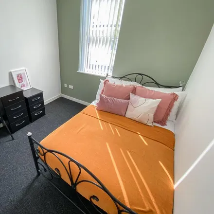 Rent this 1 bed room on 46 Leopold Road in Liverpool, L7 8SR