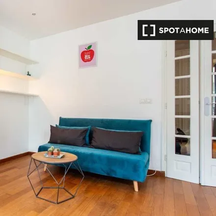 Image 9 - 5 Rue Gabrielle, 75018 Paris, France - Apartment for rent