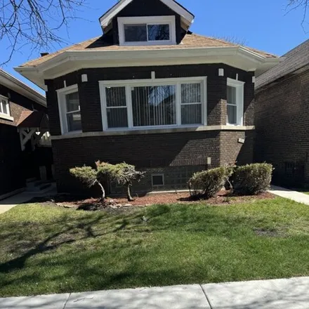 Image 1 - 7823 South Indiana Avenue, Chicago, IL 60628, USA - House for sale