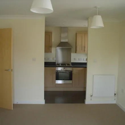 Image 5 - Edenbridge, Albion Way, TN8 6JQ, United Kingdom - Apartment for rent