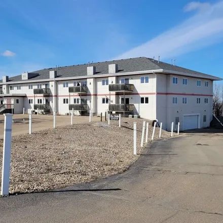 Buy this 2 bed condo on 1584 16th Street Southwest in Minot, ND 58701