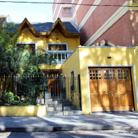 Buy this studio house on 83 - Cerrito 2248 in Partido de General San Martín, B1650 BUA General San Martín