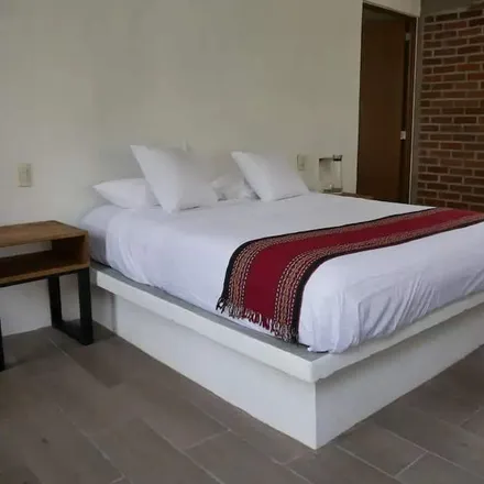 Rent this 1 bed house on Tepoztlán
