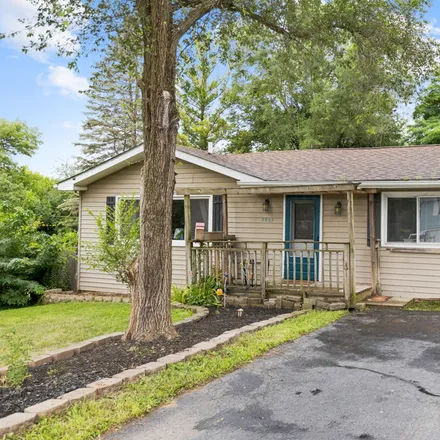 Buy this 1 bed house on 2809 East Chestnut Drive in Wonder Lake, McHenry County