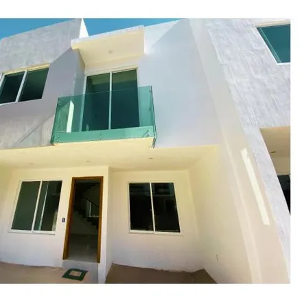 Buy this 3 bed house on Calle Volcán Popocatépetl 4829 in Unidad Cadete Francisco Márquez, 45070 Zapopan