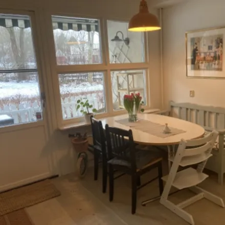 Rent this 3 bed condo on 9-13 in Selmedalsringen 9;11;13, 129 36 Stockholm