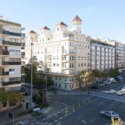 Rent this 3 bed apartment on Avinguda del Cid in 14, 46018 Valencia
